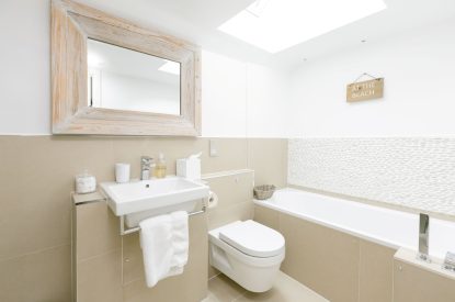 A bathroom at Harbourview House, Cornwall