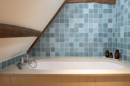 A bathroom at Buxton Farmhouse, Norfolk
