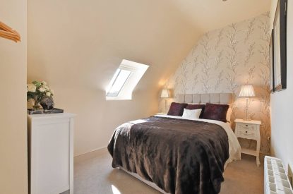 A bedroom at Horseshoe House, Peak District