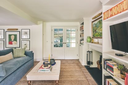The living room at Bridlepath Cottage, North Wessex Downs