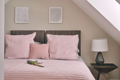 A bedroom at Bay Tree Cottage, Cotswolds