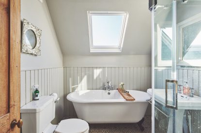 The bathroom at Ember Cottage, Cotswolds