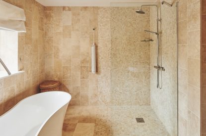 A bathroom at Woodpecker Loft, Peak District