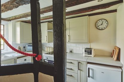 kichen- Lakeside Cottage - Cheshire cottages