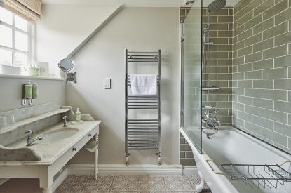 The bathroom at Hardy Cottage, Cotswolds
