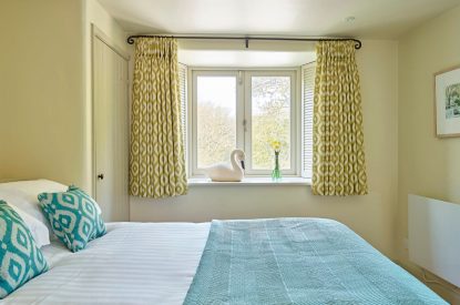 A double bedroom at Harberton Cottage, Devon