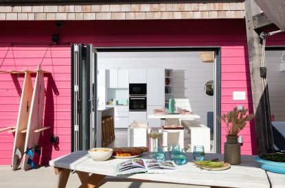 The outdoor dining area at Duna, Cornwall