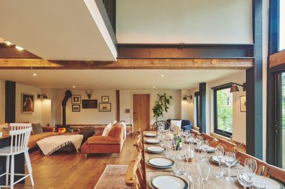 The dining table at The Barnstay, Hampshire