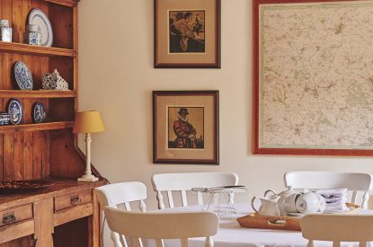 The dining room at Barrett-Browning Cottage, Cotswolds