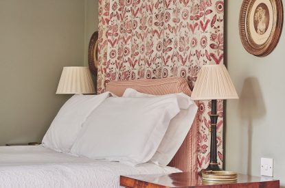 A double bedroom at Chaucer Cottage, Cotswolds