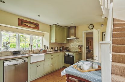 The kitchen at Donne Cottage, Cotswolds