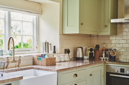 The kitchen at Donne Cottage, Cotswolds