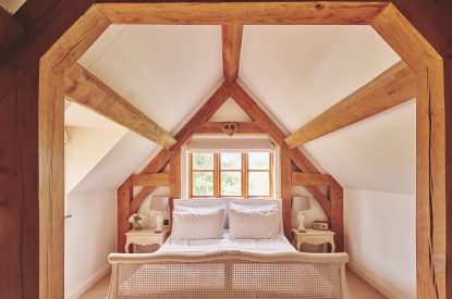 A bedroom at Apple Tree Cottage, Cotswolds