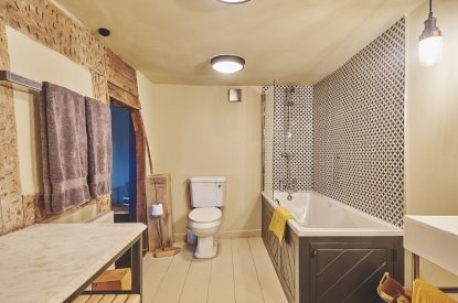 A bathroom at Hay Market House, Powys