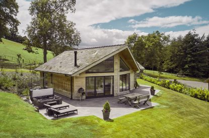 Outdoor seating area at Middle Tumble Cottage, Shropshire Hills