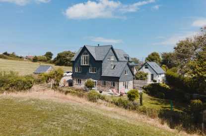 The exterior of Daydreamer Cottage, Cornwall