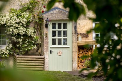 exterior - Wellie Boot Cottage, cotswold cottages