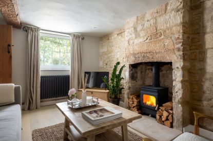 lounge - Wellie Boot Cottage, cotswold cottages