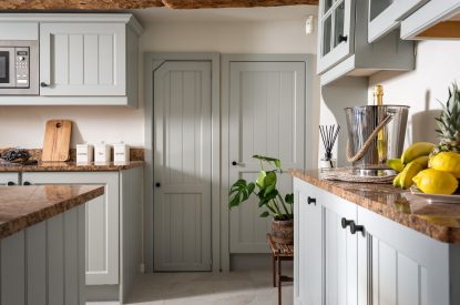 kitchen - Wellie Boot Cottage, cotswold cottages