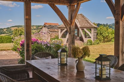 The outdoor dining table at Ridge Farmhouse, Herefordshire