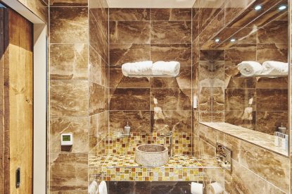 The en-suite shower room at Sunflower Cottage, Vale of Glamorgan