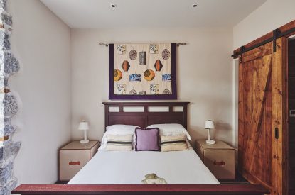 The king-size bedroom at Sunflower Cottage, Vale of Glamorgan