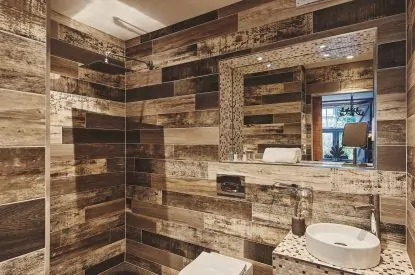 The en-suite shower room at Mimosa Cottage, Vale of Glamorgan