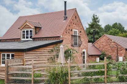 The exterior of Hay Bale Cottage, Worcestershire