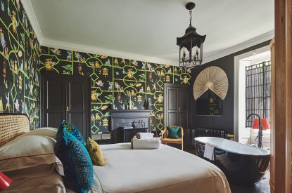 A bedroom at Queen Anne Estate, Vale of Glamorgan