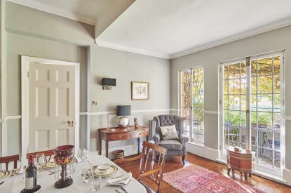 A sitting area at Roupel Estate, Devon