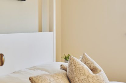 A bedroom at Ty Alice, Gower