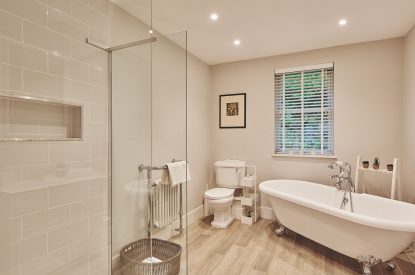 A bathroom at Ty Seren, Gower