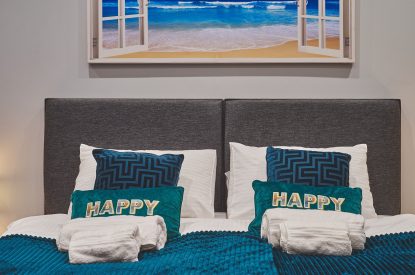 A twin bedroom at Woodland House, Worcestershire