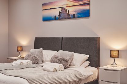 A twin bedroom at Woodland House, Worcestershire