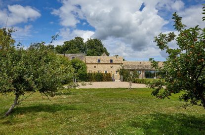 The gardens at Haymaker Barn, Cotswolds