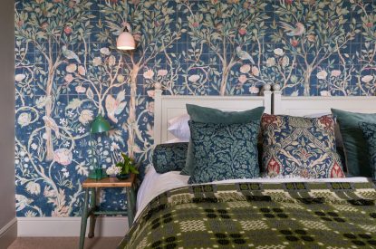 A double bedroom at Lakeside Manor, Cotswolds