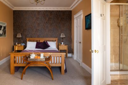 A double bedroom at Kittiwake House, Devon