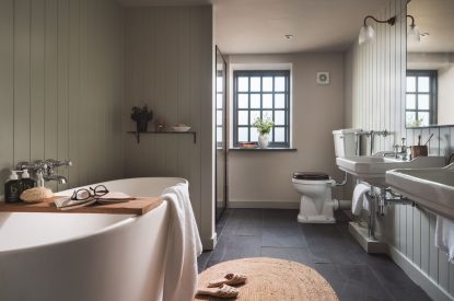 The bathroom at Redbrick Loft, Devon