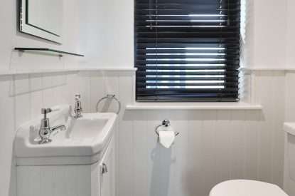 A bathroom at Groeslon, Anglesey