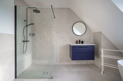 A bathroom at Groeslon, Anglesey