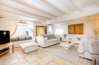 The living room at Meadow Cottage, Cotswolds