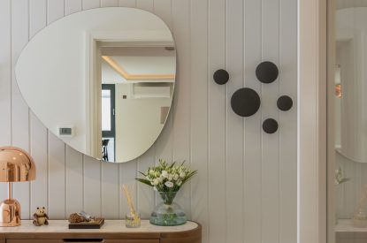 The living room at Ocean Eyes, Devon