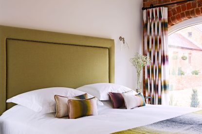 A king size bedroom at Turtle Dove Retreat, Herefordshire