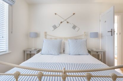 A king size bedroom at Y Wenffrwd, Abersoch