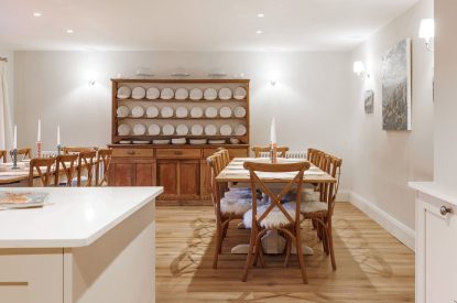 The kiktchen dining area at Leonard House, the Cotswolds