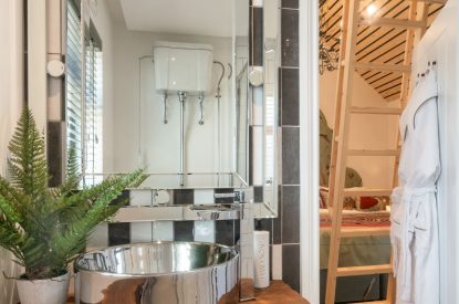 An ensuite shower room at Splendor Retreat, Chapmanslade, Wiltshire
