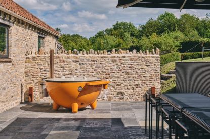 The wood fired dutch hot tub at The Cowshed, Somerset