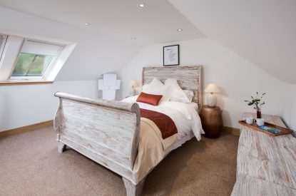 A double bedroom at Lomond House, Loch Lomond