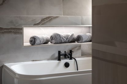 A bathroom at The Annex at Runninghill, Peak District