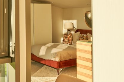 A king size bedroom at Edgewater House, Hampshire